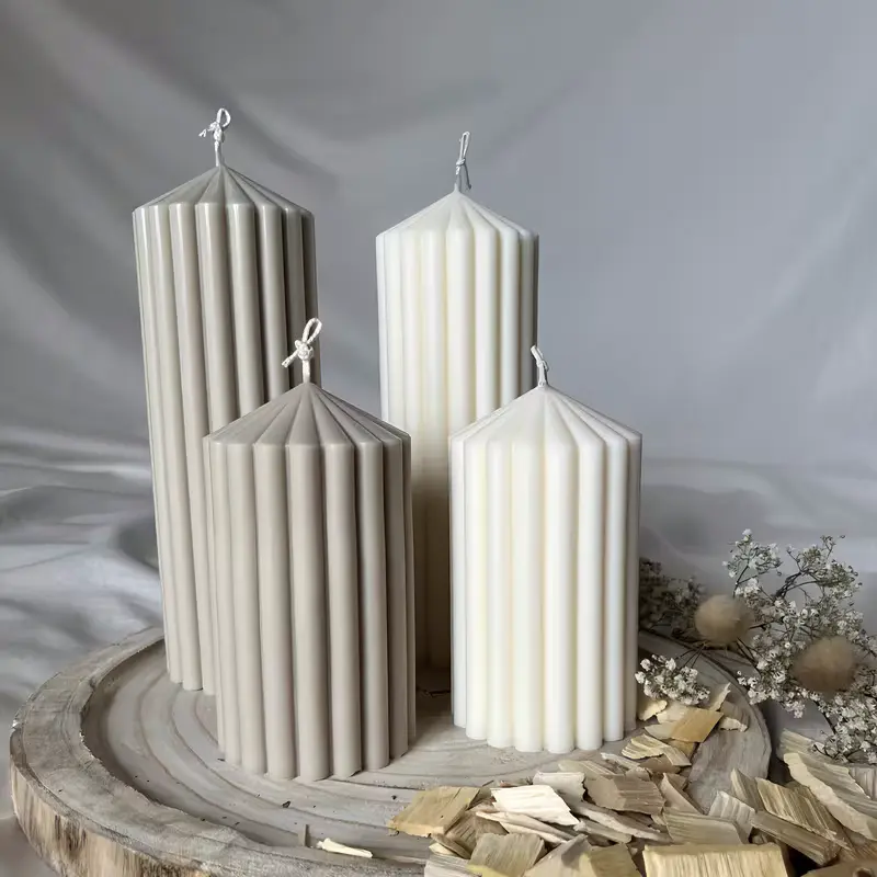 set 4 matrite din silicon pentru lumanari cilindru striatii